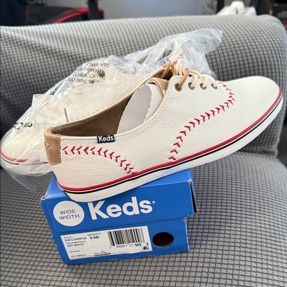 Keds White and Red Athletic Shoes - Picture 1 of 2